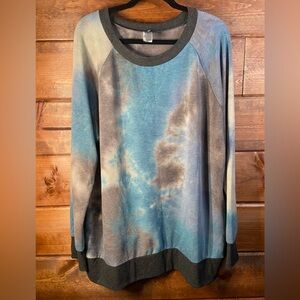 Soft Tie-Dye Crewneck Sweater - Blue and Black